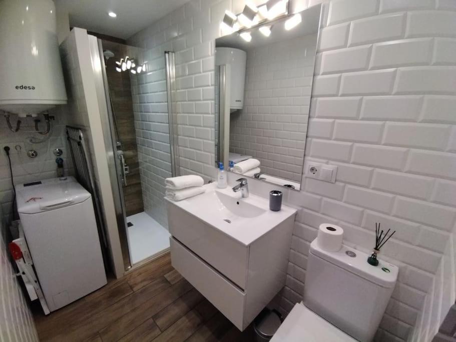 Bonito Piso Recien Reformado Con Zona De Parking Apartment Almuñécar Exterior foto